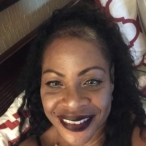 Meet your Posher, Joan